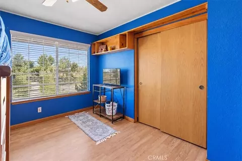 Bedroom - 6433 Sunnyslope Rd, Phelan, CA 92371 photo 5 of 7