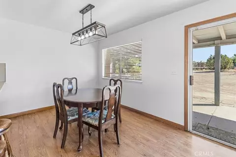 Dining - 6433 Sunnyslope Rd, Phelan, CA 92371 photo 1 of 1