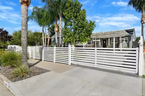 6440 Hanna Ave, Woodland Hills, CA 91303