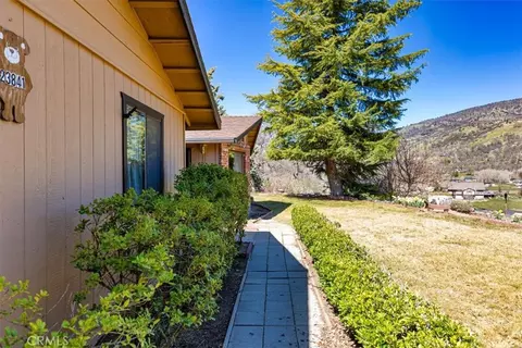Exterior - 23841 Dart, Tehachapi, CA 93561 photo 2 of 20