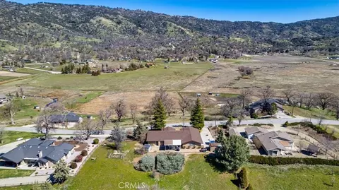 View/Area - 23841 Dart, Tehachapi, CA 93561 photo 3 of 10