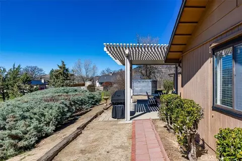 Exterior - 23841 Dart, Tehachapi, CA 93561 photo 10 of 20