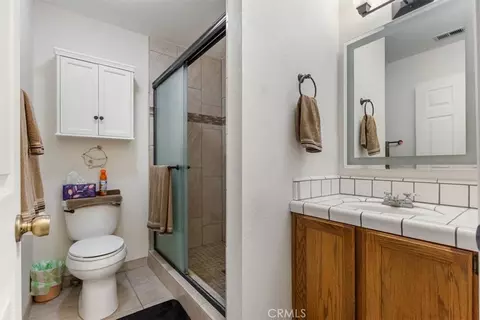 Bath - 23841 Dart, Tehachapi, CA 93561 photo 1 of 4