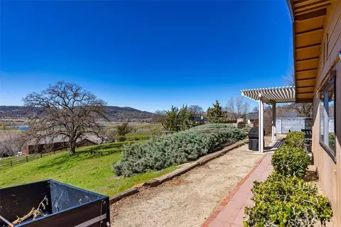 Exterior - 23841 Dart, Tehachapi, CA 93561 photo 8 of 20