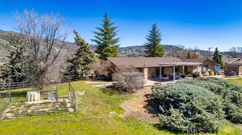 Exterior - 23841 Dart, Tehachapi, CA 93561 photo 16 of 20