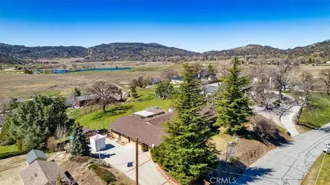 View/Area - 23841 Dart, Tehachapi, CA 93561 photo 2 of 10