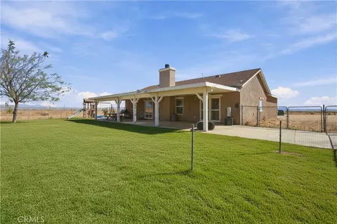 Exterior - 49945 80th W, Lancaster, CA 93536 photo 3 of 9