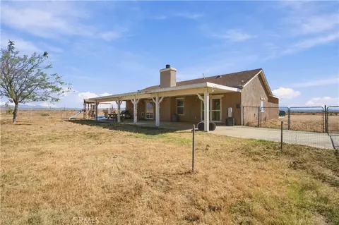 Exterior - 49945 80th W, Lancaster, CA 93536 photo 9 of 9