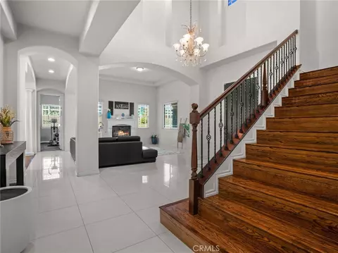 Entry Way - 17531 Fairbreeze Ct, Riverside, CA 92504 photo 2 of 3