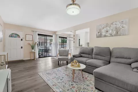 1108 Landsburn Cir, Westlake Village, CA 91361