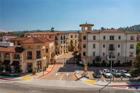 23500 Park Sorrento #H22, Calabasas, CA 91302