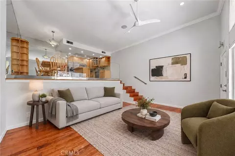 23401 Park Sorrento #55, Calabasas, CA 91302