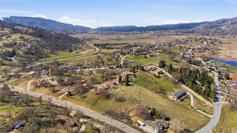View/Area - 28221 Cumberland, Tehachapi, CA 93561 photo 6 of 6