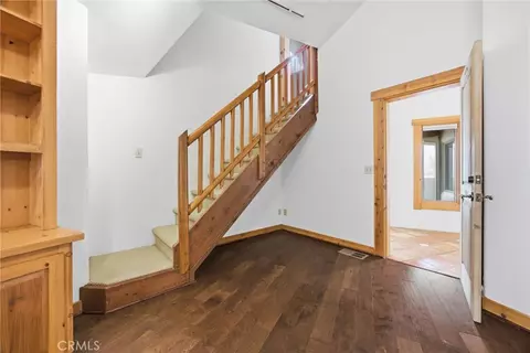 Entry Way - 28221 Cumberland, Tehachapi, CA 93561 photo 6 of 7