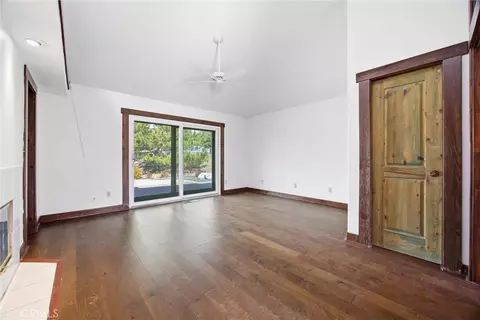 Living - 28221 Cumberland, Tehachapi, CA 93561 photo 6 of 18