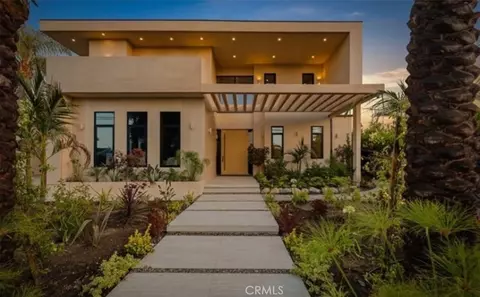 15450 Huston, Sherman Oaks, CA 91403