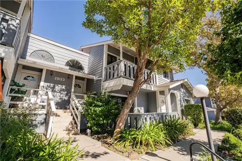 29123 Thousand Oaks Blvd #C, Agoura Hills, CA 91301
