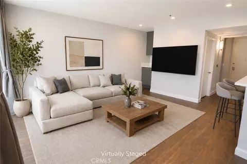 5350 White Oak Ave #105, Encino, CA 91316