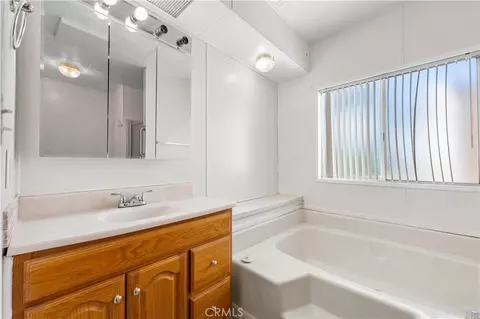 2550 E Avenue I #15, Lancaster, CA 93535 photo 9