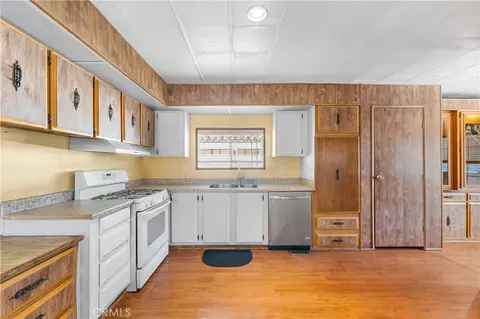 2550 E Avenue I #15, Lancaster, CA 93535 photo 8