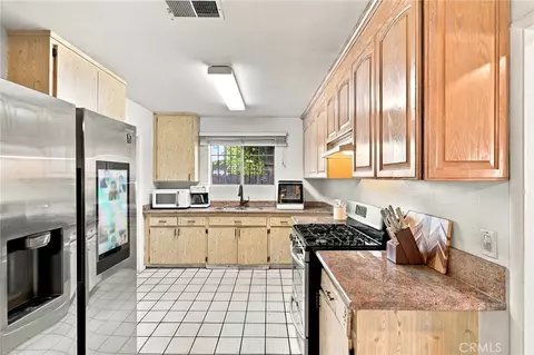 Kitchen - 10481 Remick Ave, Pacoima, CA 91331 photo 1 of 2