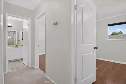 Entry Way - 20730 Devonshire #D, Chatsworth, CA 91311 photo 4 of 4