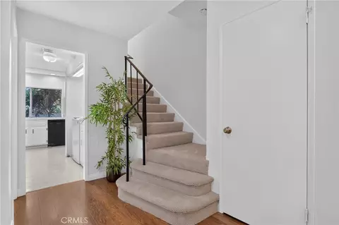 Entry Way - 20730 Devonshire #D, Chatsworth, CA 91311 photo 2 of 4