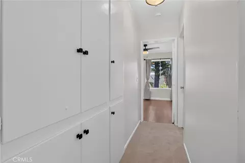 Entry Way - 20730 Devonshire #D, Chatsworth, CA 91311 photo 3 of 4