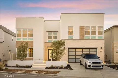 Exterior - 27640 Juniper Ln, Valencia, CA 91381 photo 2 of 7