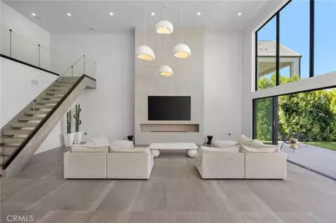 Living - 27640 Juniper Ln, Valencia, CA 91381 photo 3 of 5
