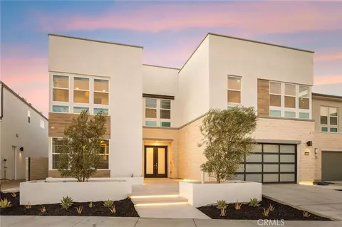 Exterior - 27640 Juniper Ln, Valencia, CA 91381 photo 7 of 7