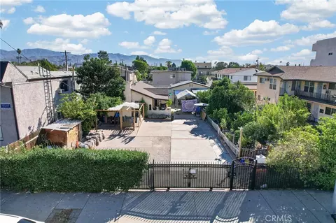 6856 Laurel Canyon Blvd, North Hollywood, CA 91605