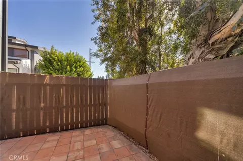 Exterior - 17815 Devonshire St #1, Northridge, CA 91325 photo 2 of 2