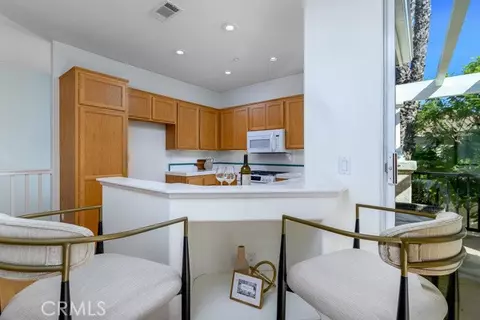 Kitchen - 4045 Milano Pl, Moorpark, CA 93021 photo 3 of 3