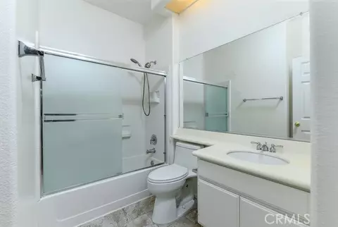 Bath - 4045 Milano Pl, Moorpark, CA 93021 photo 4 of 4