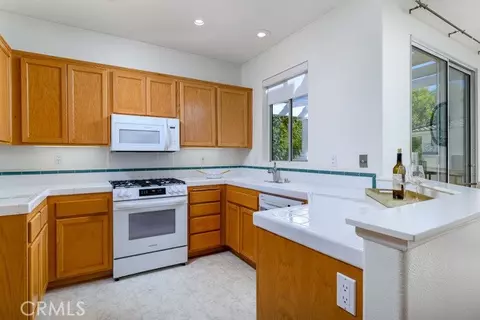 Kitchen - 4045 Milano Pl, Moorpark, CA 93021 photo 1 of 3