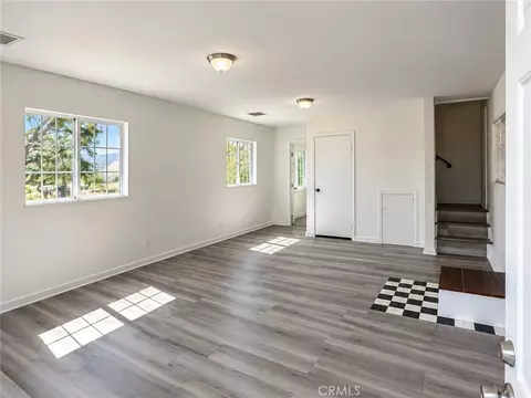 Living - 483 Castac Vw, Lebec, CA 93243 photo 2 of 2