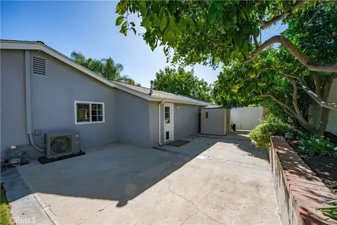 Exterior - 1546 Deodora St, Simi Valley, CA 93065 photo 15 of 17