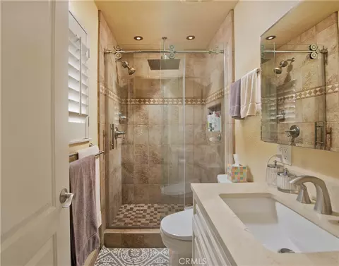 Bath - 1546 Deodora St, Simi Valley, CA 93065 photo 1 of 2
