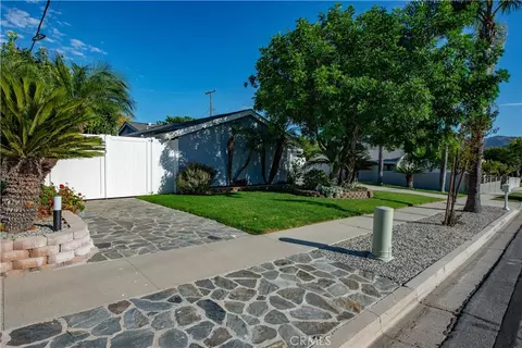 Exterior - 1546 Deodora St, Simi Valley, CA 93065 photo 2 of 17