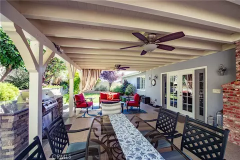 Exterior - 1546 Deodora St, Simi Valley, CA 93065 photo 6 of 17