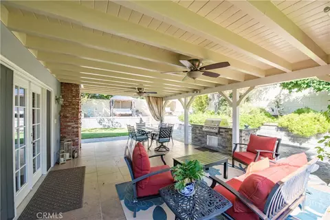 Exterior - 1546 Deodora St, Simi Valley, CA 93065 photo 7 of 17