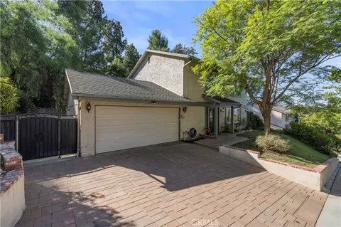 18740 Vicci St, Canyon Country, CA 91351