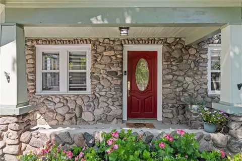 Exterior - 10739 Helendale, Tujunga, CA 91042 photo 2 of 10