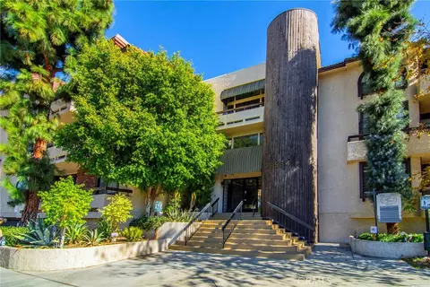 5534 Encino Ave #202, Encino, CA 91316