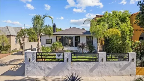 3707 Valleybrink Rd, Los Angeles, CA 90039