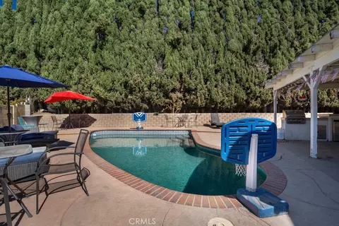 Exterior - 2491 Castlemont Ct N, Simi Valley, CA 93063 photo 3 of 8