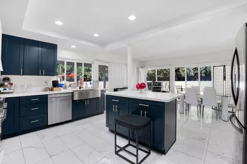 Kitchen - 2491 Castlemont Ct N, Simi Valley, CA 93063 photo 1 of 4