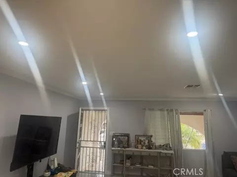 Entry Way - 10200 N Rincon Ave N, Pacoima, CA 91331 photo 9 of 14