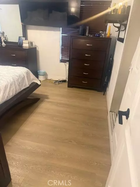 Bedroom - 10200 N Rincon Ave N, Pacoima, CA 91331 photo 4 of 6
